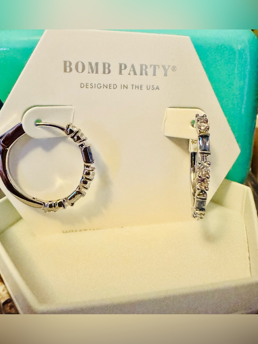 Bomb Party Sept. 2023 Rhodium plating Sapphire Cubic Zirconia Hoop & Bar Earring